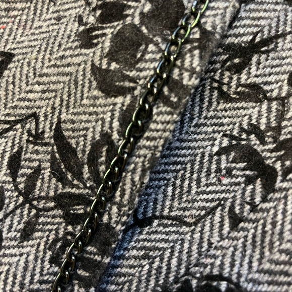 Yedina wool w velvet trim grey /black shorts w working pockets womens size Small - Picture 3 of 8